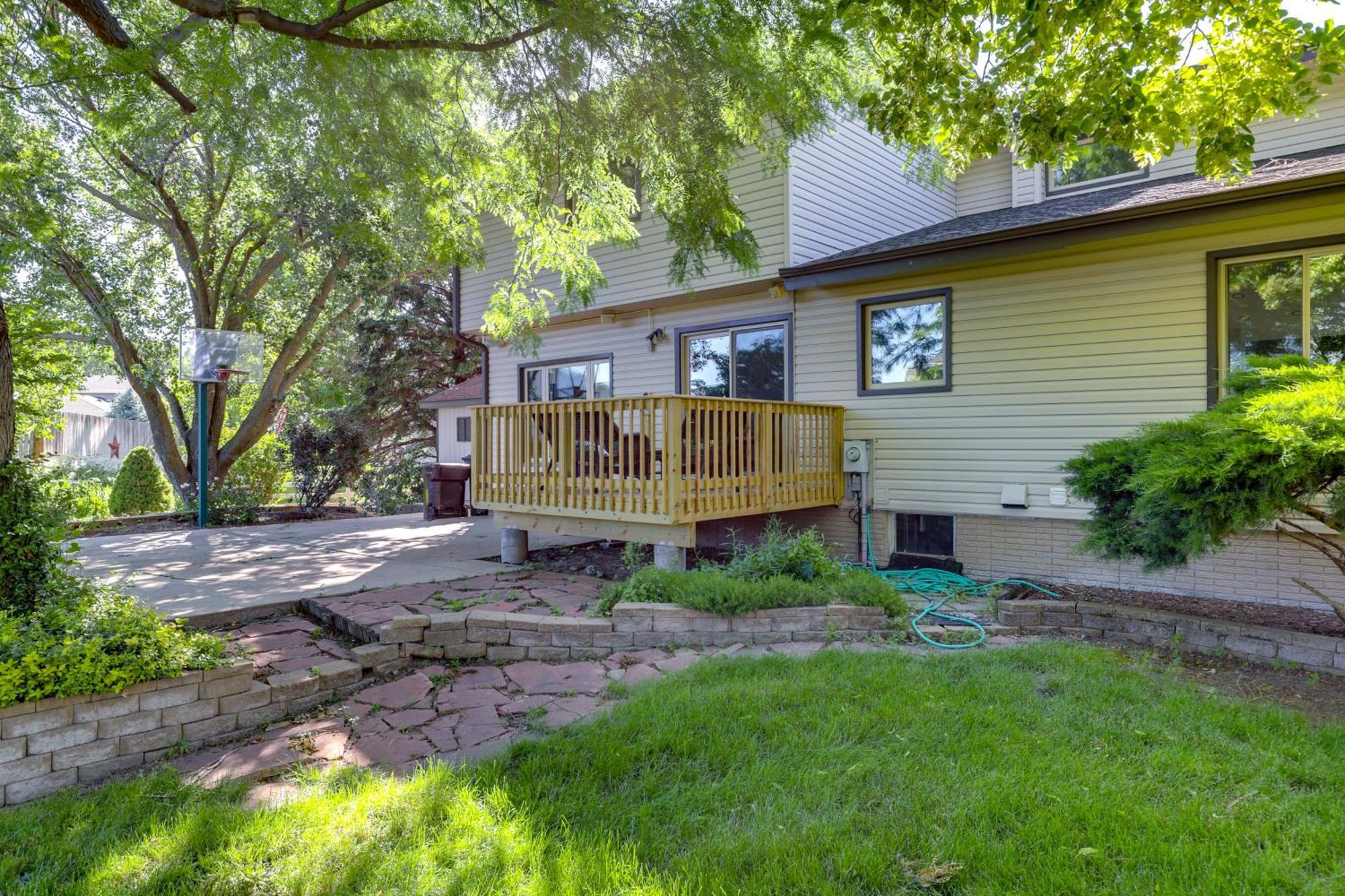 Bright And Modern Lincoln Home 1 Mi To Holmes Lake! Luaran gambar